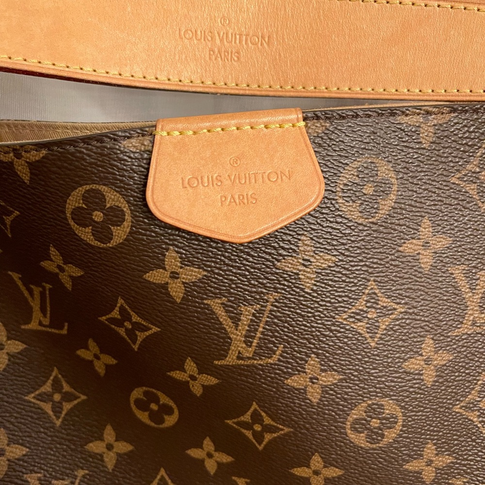 Louis Vuitton Brown Monogram Canvas Shoulder Bag with Natural Vachetta Trim - Picture 5 of 8